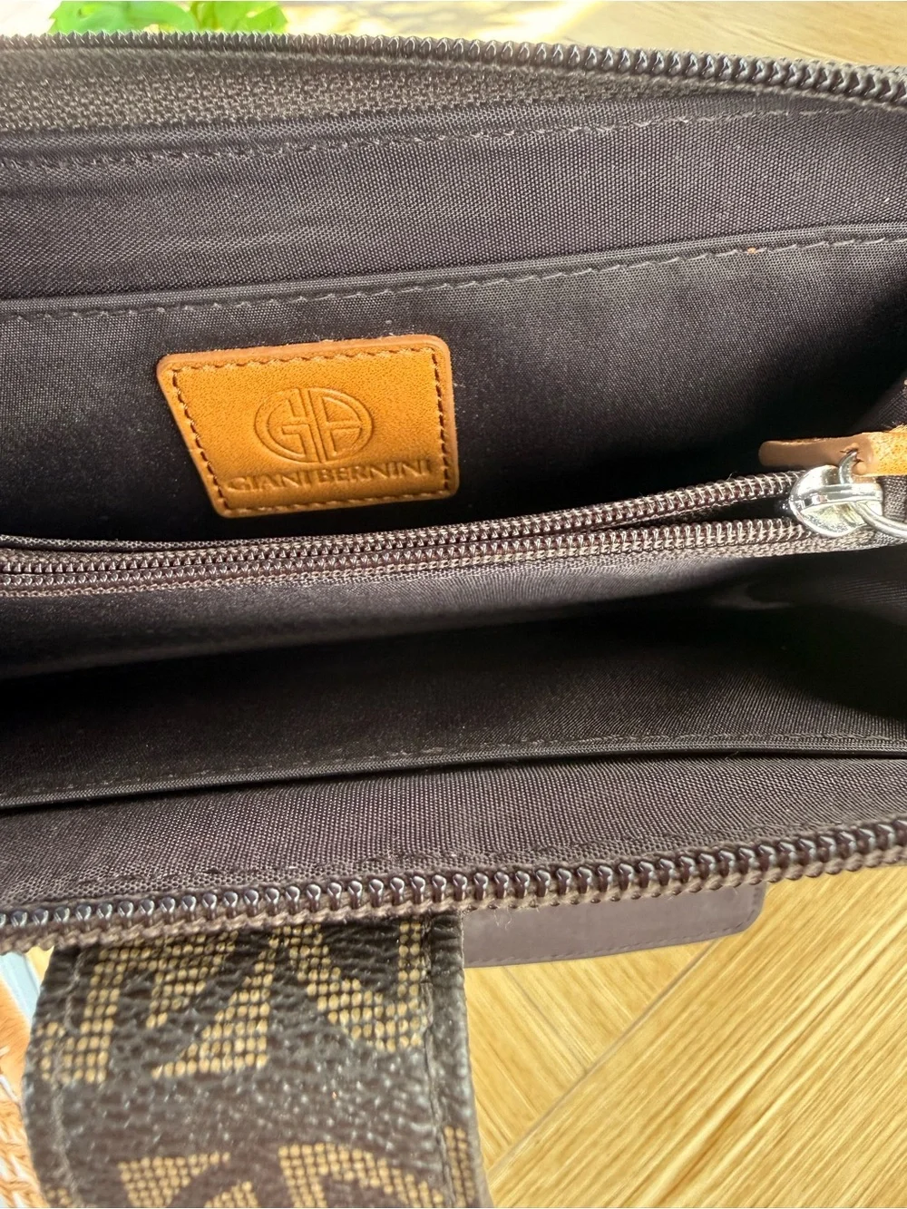 Giani Bernini Black Logo-Print Continental Wallet